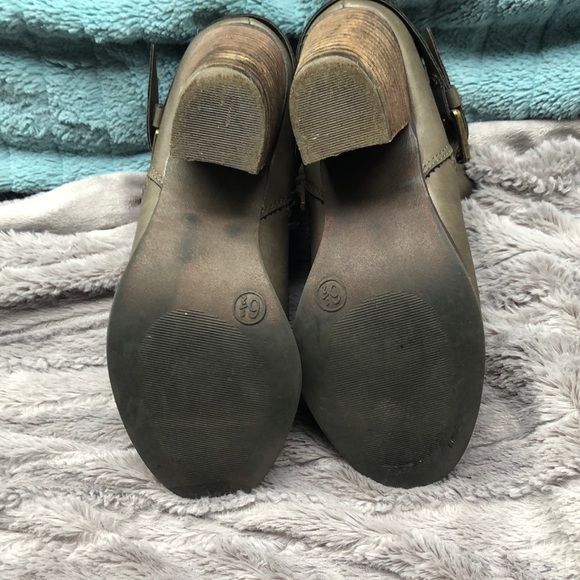 Booties - Picture 4 of 6